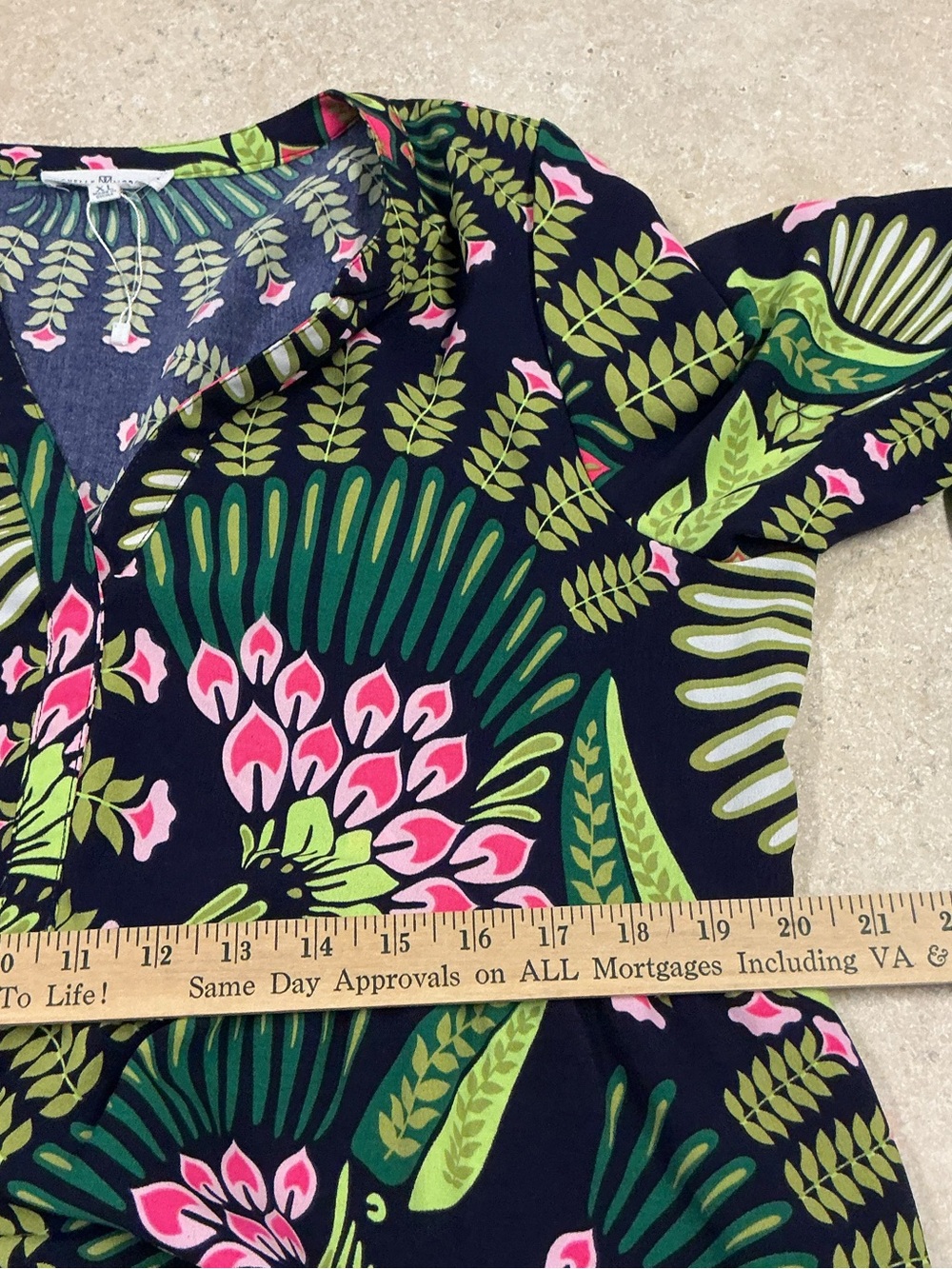 Michelle McDowell SZ XL Maxi Navy Dress Pink/green Florals Vneck 3/4 Bell Vacay - Picture 7 of 10